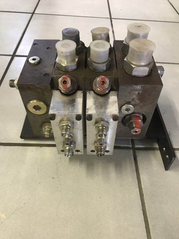 M4-15 Load Sensing Control Block - Image 2