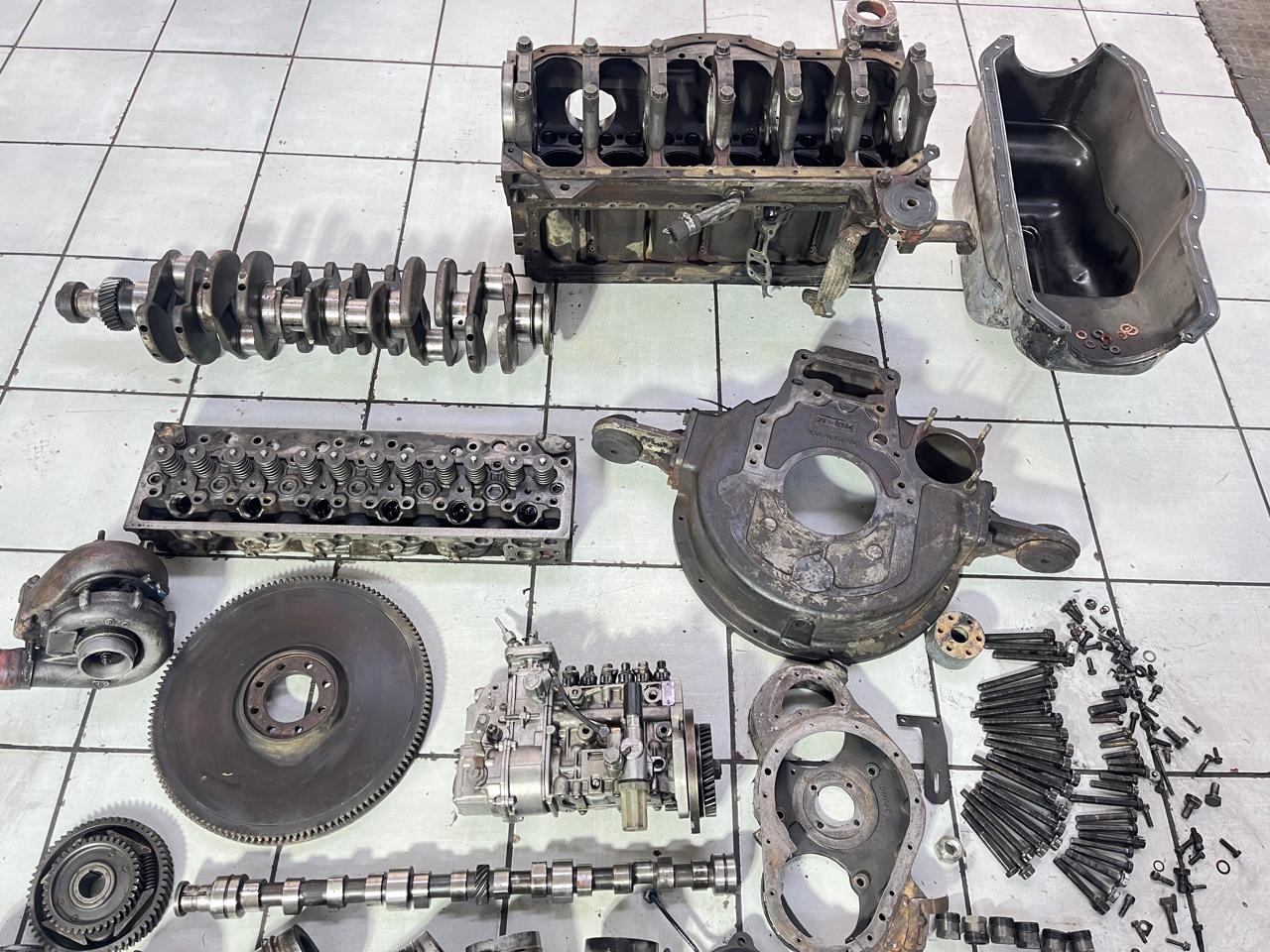 Mercedes Benz ADE 366 Ti Engine Spares - Image 11