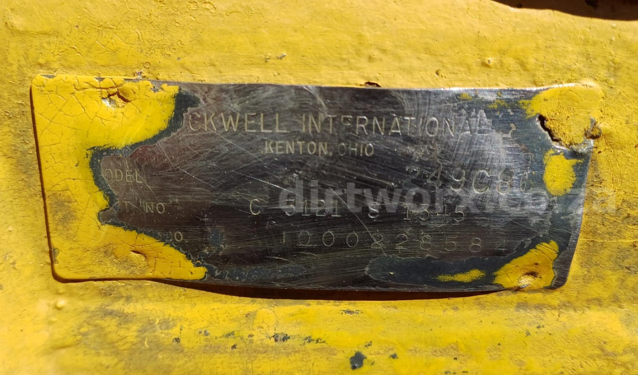 Rockwell Rear Differential Axle 249C86 - Image 6