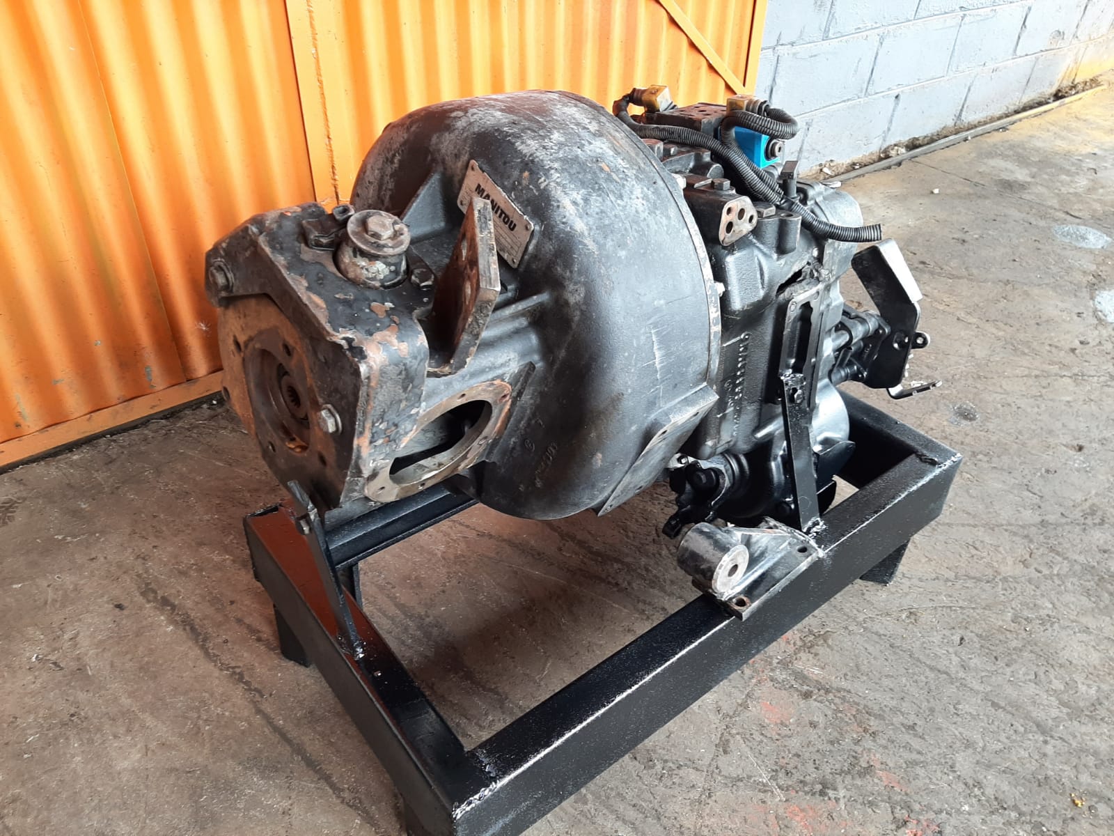 Manitou MLT 742 Gearbox COM-T4-2024 - Image 9