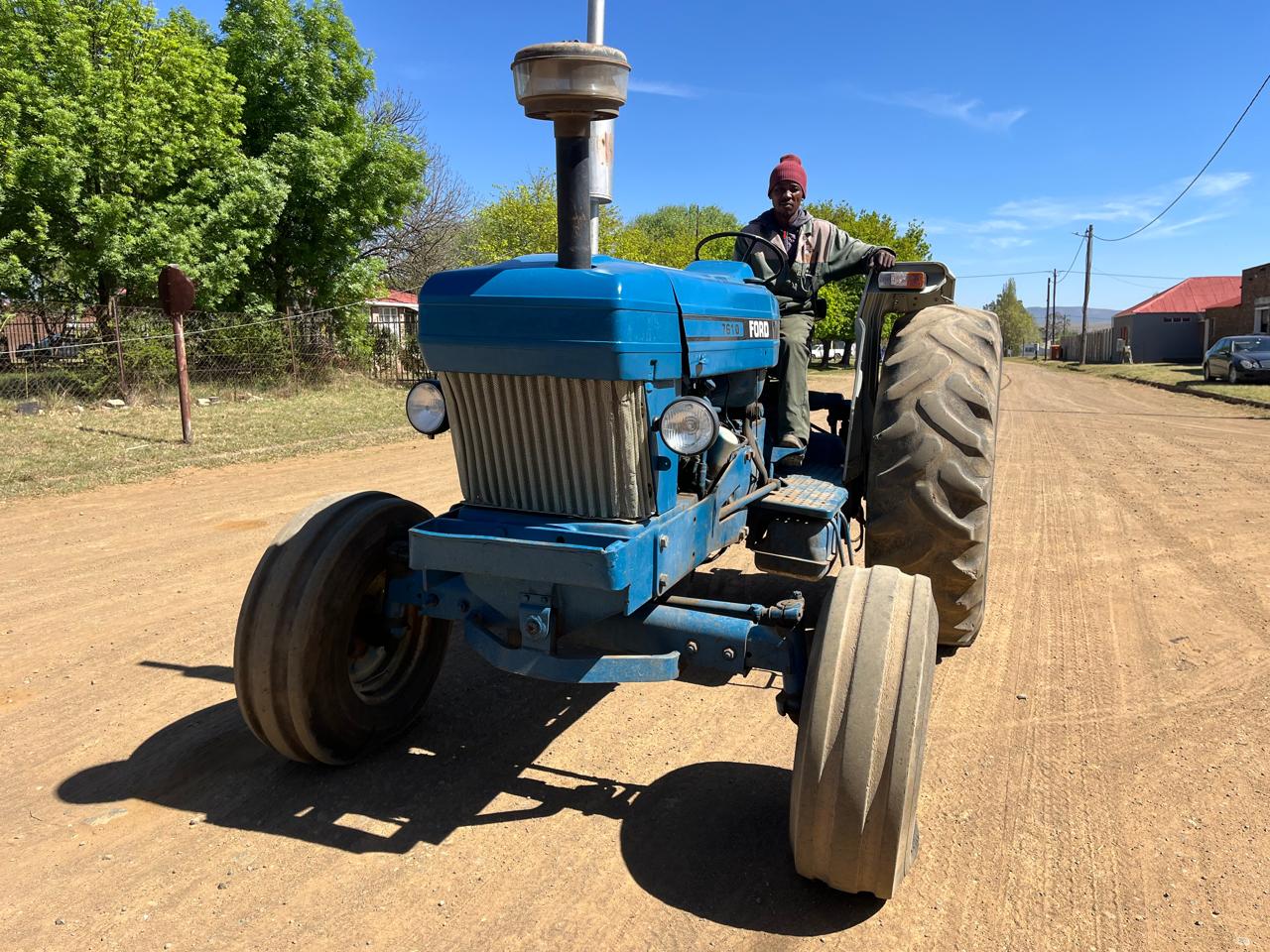 Ford 7610 Tractor - Image 3