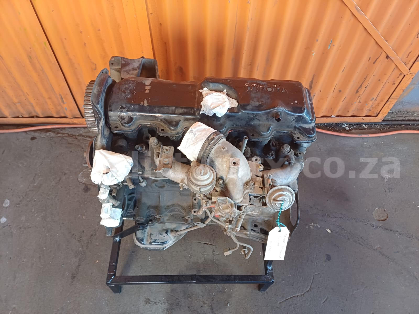 Toyota 2L2 2.4L Diesel Engine - Image 4