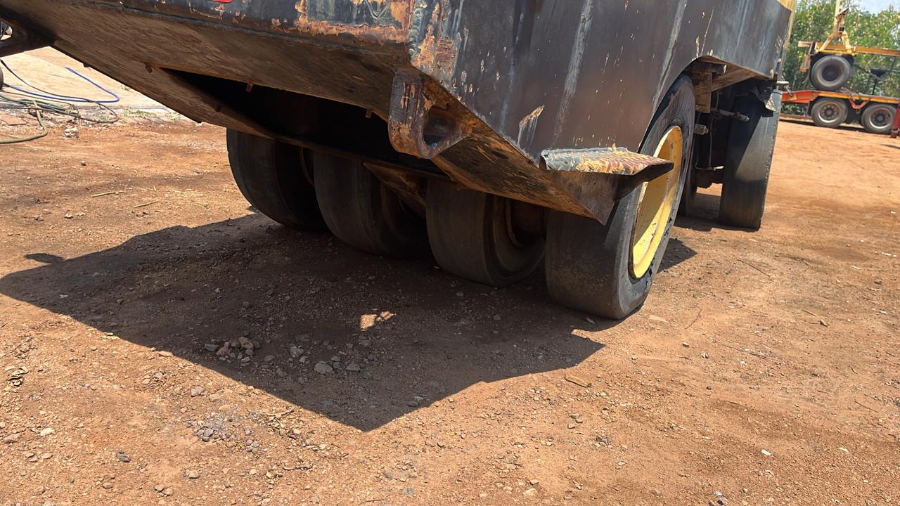 Hyster Pneumatic Roller - Image 7