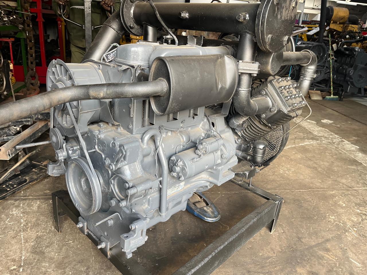 Deutz Engine with Blower Vacuum Compressor - Image 10