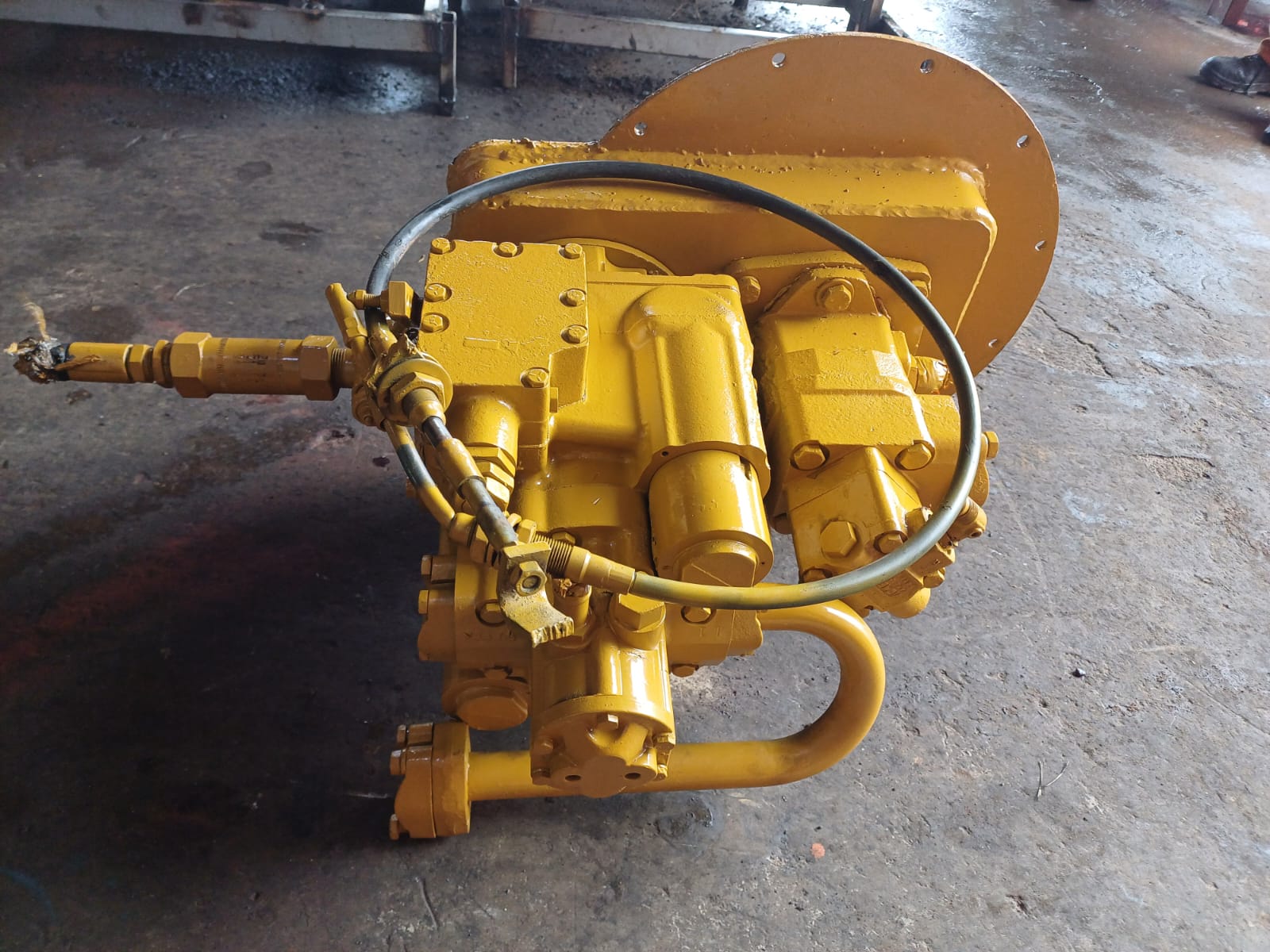 Sundstrand Variable Displacement Axial Piston Pump Drive - Image 15