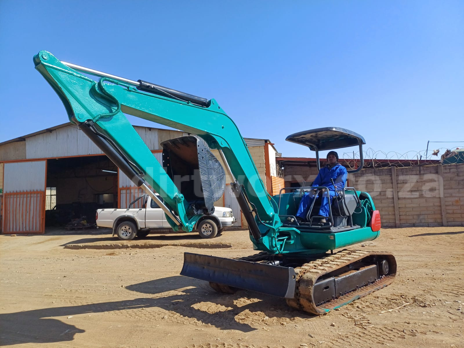 Komatsu PC45 Excavator 4,5 Ton - Image 7