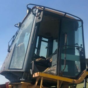 Bell L1506D Front End Loader Cab