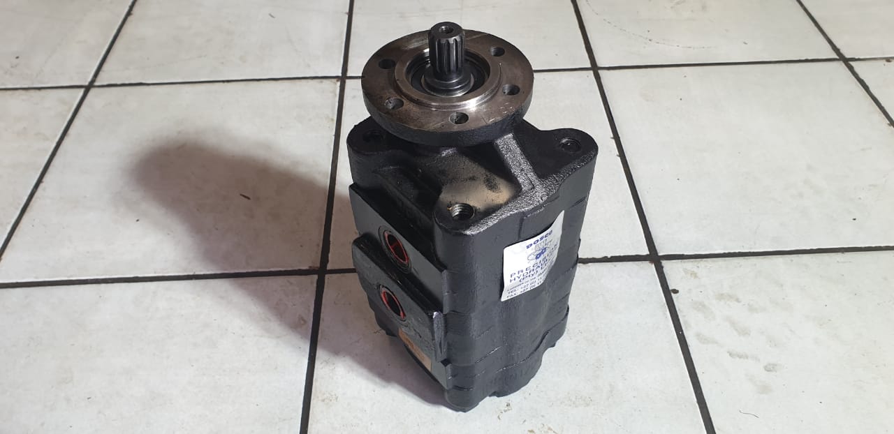 Parker Double GP131 Hydrostatic Gear Pump - Image 2