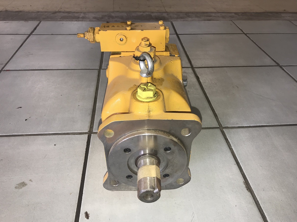 Parker Piston Pump PV040 - Image 2
